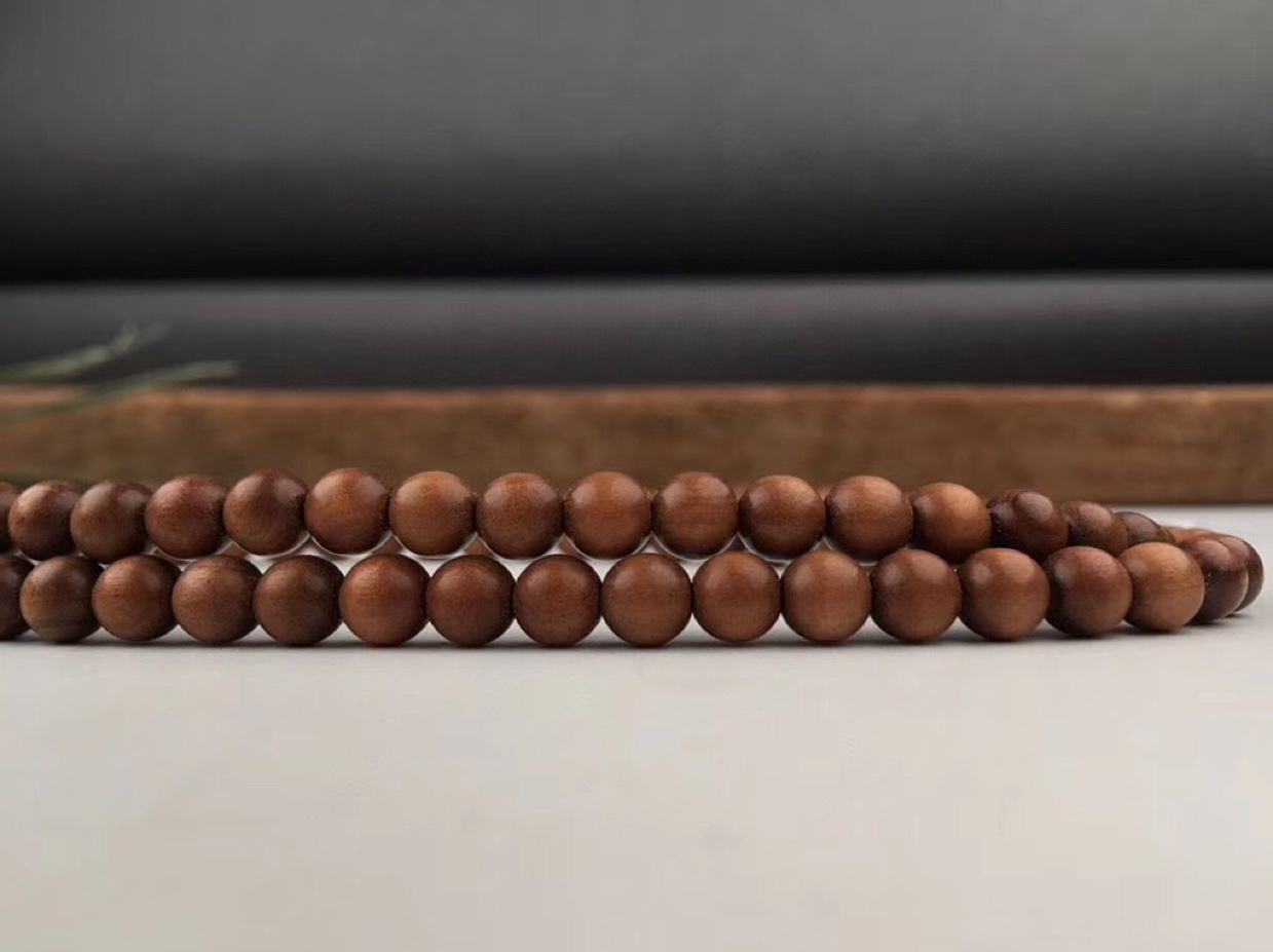 108 pieces of 0.6mm Indian sandalwood bracelet neck undefined