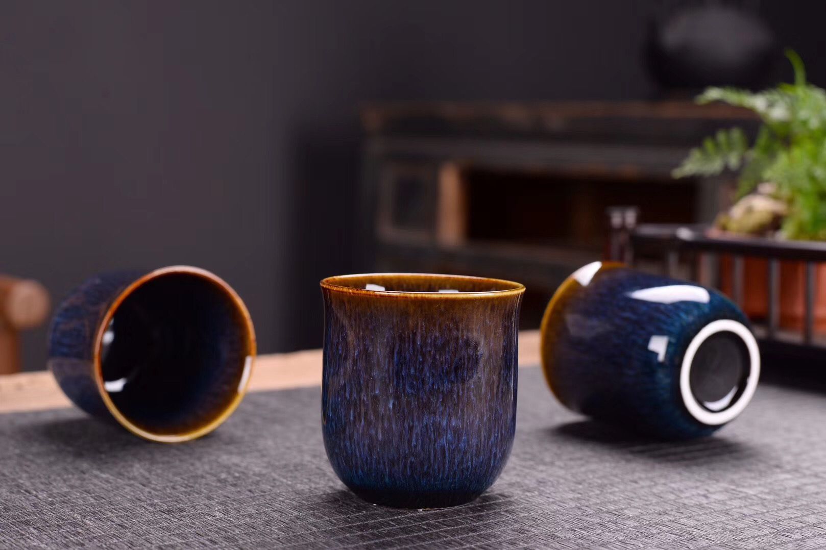 Kunkun Ceramics' new 7-piece set of Chinese-style Ge kiln crackle handle teapot tea sets, home large-capacity office reception Kung Fu tea cups, complete set gift box 120 detail image 3