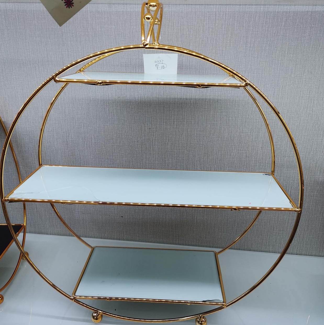 三层白色玻璃圆形置物架 甜品摆台图