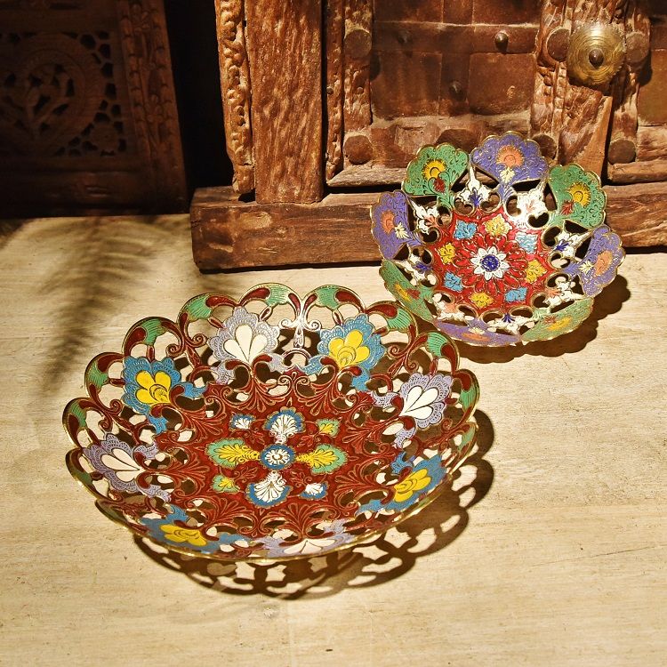 Handcrafted hollowed-out copper plates, in various sizes, fruit plates, all copper, daily necessities, small Indian size