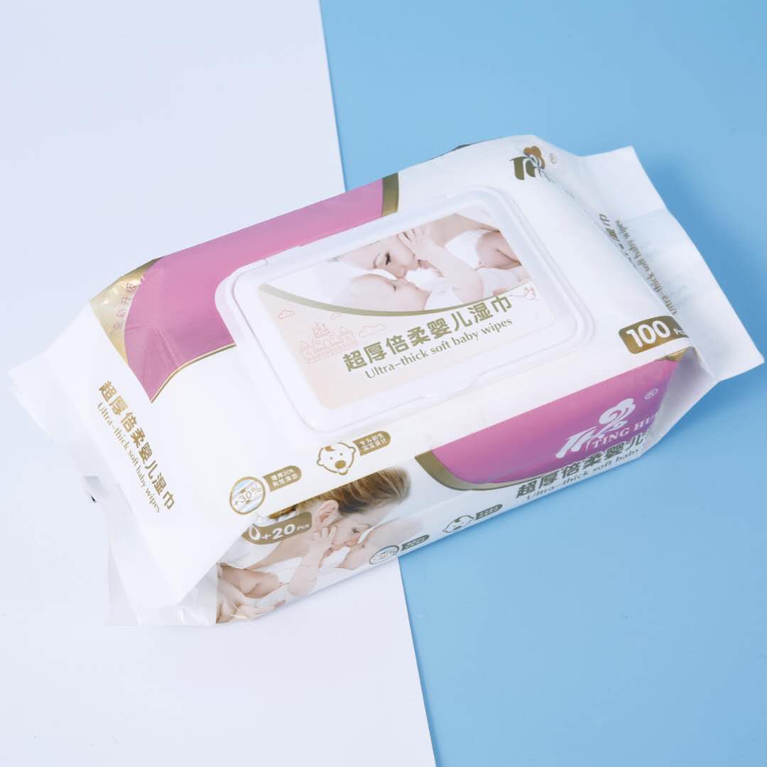 防止皮肤过敏宝宝湿巾白底实物图
