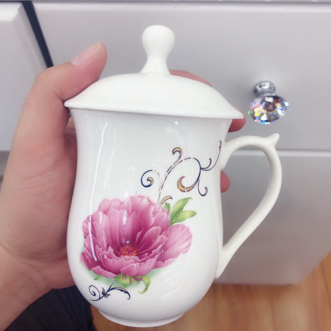 Ceramic cup thumbnail