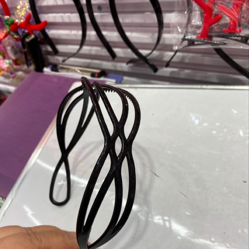 Classic Fashion Big Wave Buckle details Picture