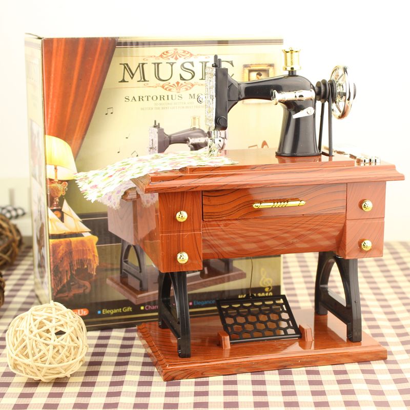 复古怀旧风仿真缝纫机八音盒 创意古典缝纫机 摆件道具小礼品详情图1