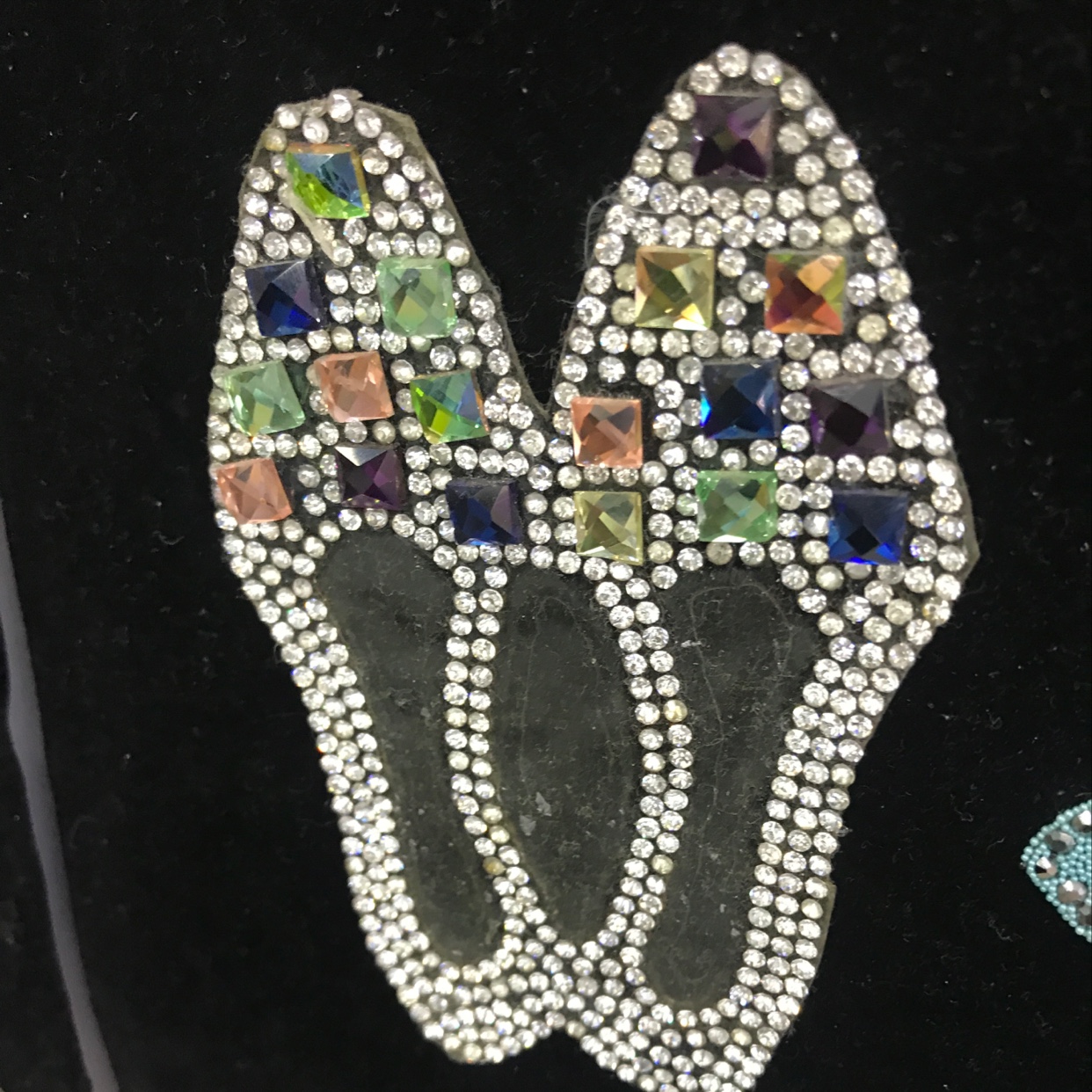 Flat shoes 🥿 diamond figure thumbnail