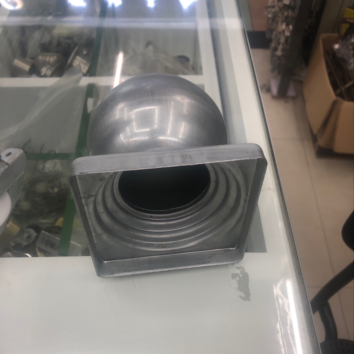 Iron ball details Picture