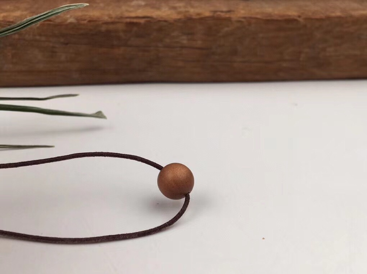 108 pieces of 0.6mm Indian sandalwood bracelet neck undefined