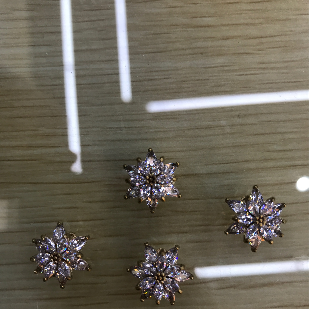 Earrings accessories thumbnail