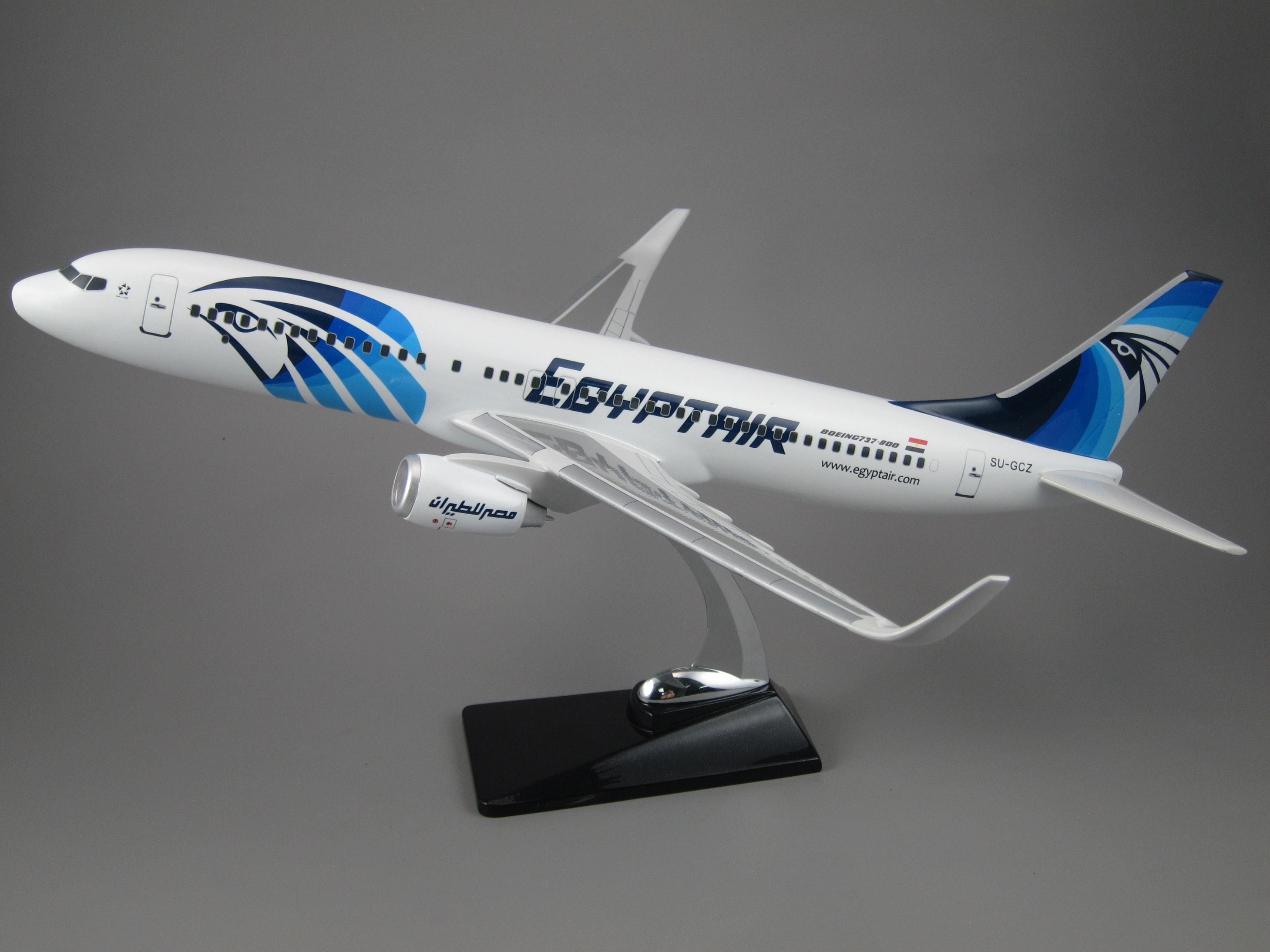 飞机模型（埃及航空B737-800飞机）仿真飞机模型合成树脂飞机模型