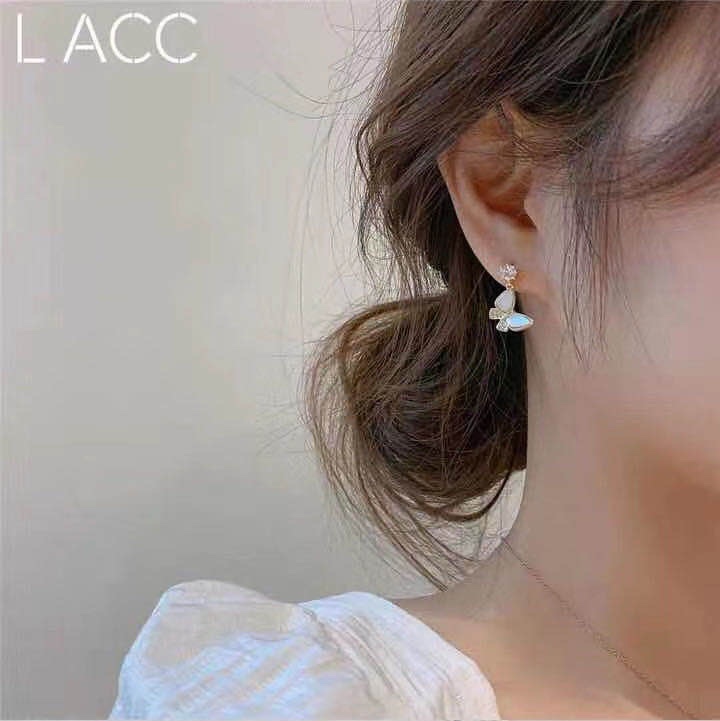 Zircon web celebrity hot style butterfly thumbnail