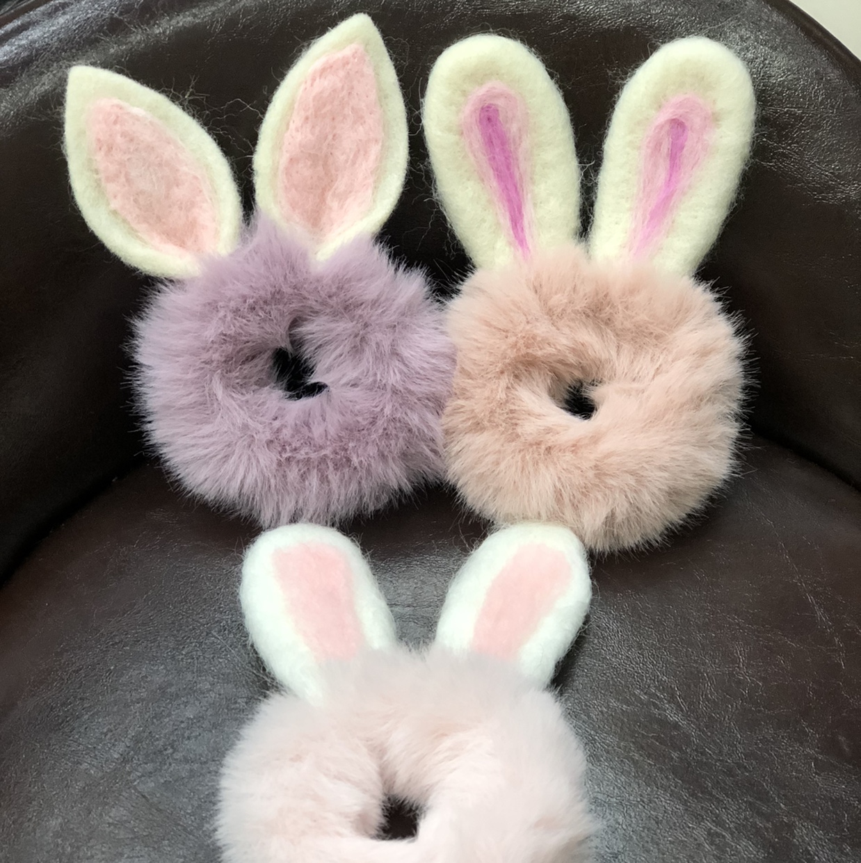 Adorable little rabbit ear hair bands, plush cat ear hair ties, big-eyed frog hair ties and rubber bands from Dongdaemun, South Korea Application Scenario