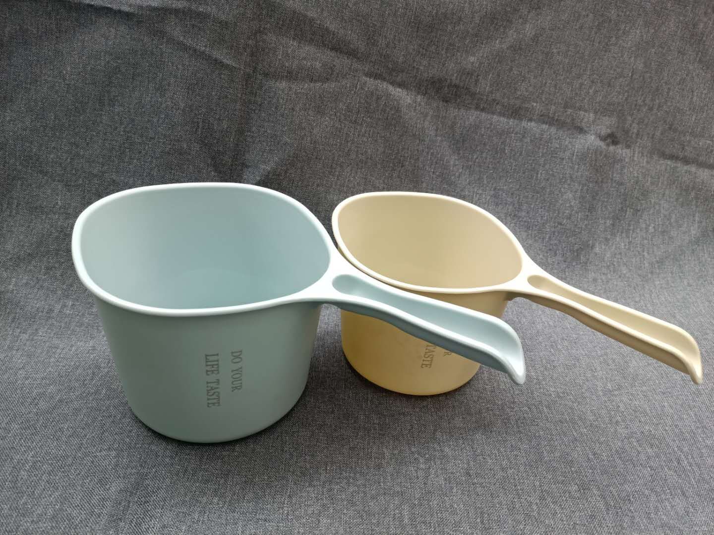Morandi - Yee Lok Large Water Ladle details Picture