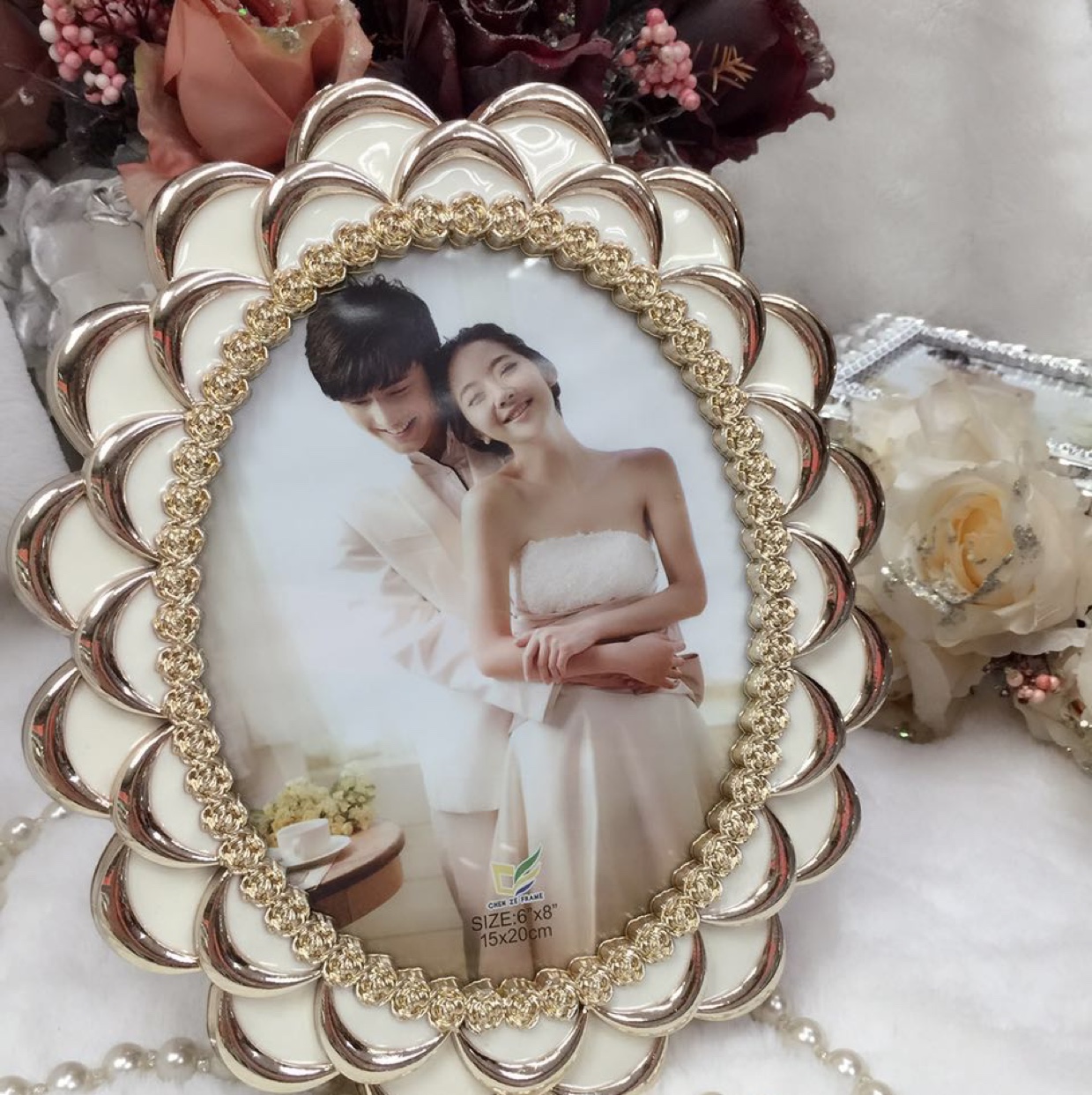 Cz-064 photo frame in gold and white 6*8 thumbnail
