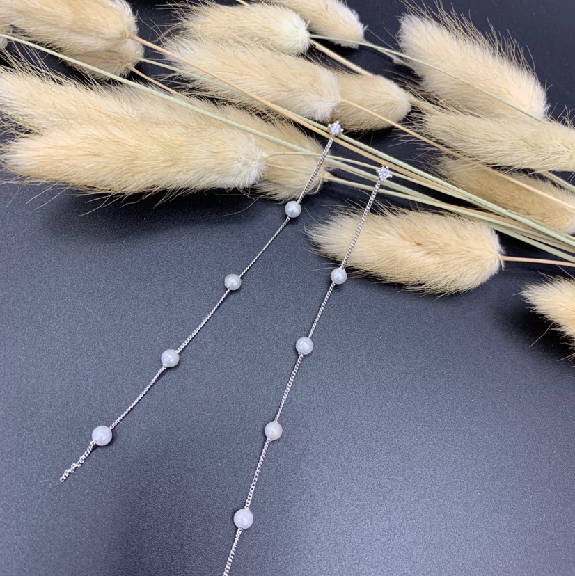 Full body 925 Silver Atmospheric Goddess Pearl fringe earrings letter small stud earrings thumbnail