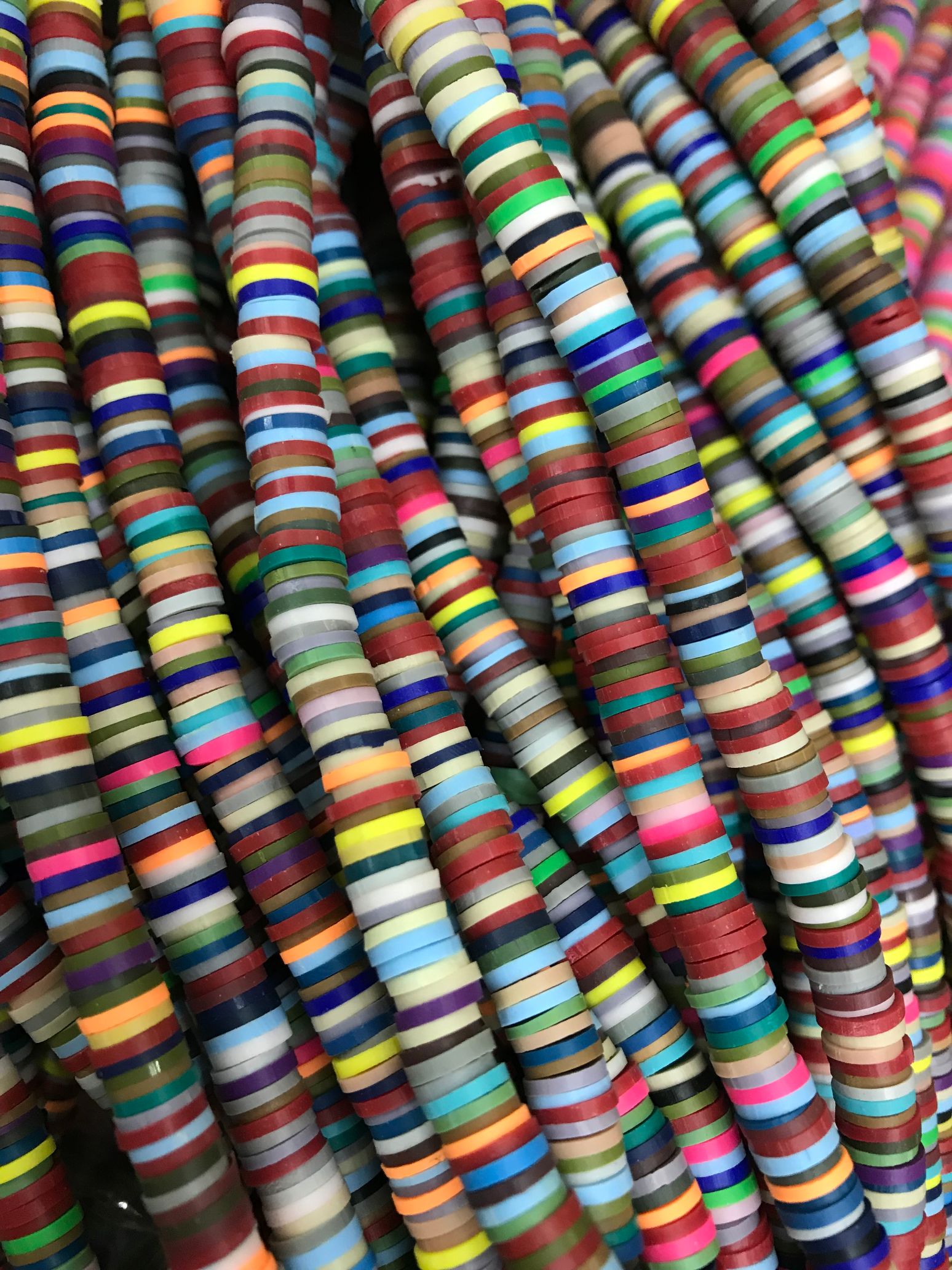 4*1mm dark seven-color soft ceramic piece jewelry accessory spacer necklace bracelet accessory beads, 45cm in length