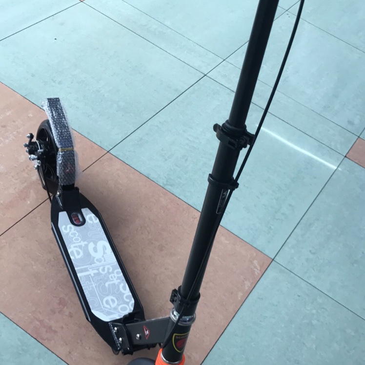 Scooter details Picture