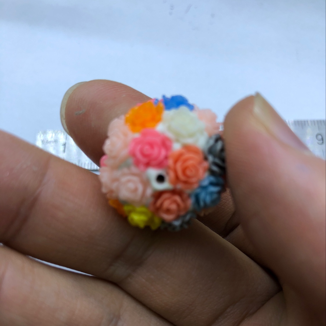Flower arranging the ball thumbnail