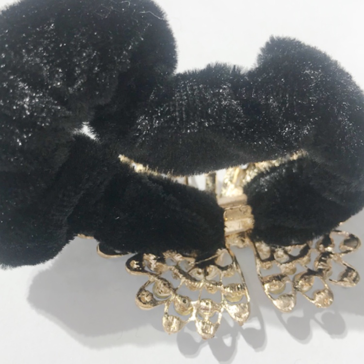 Bow headpiece, multi-diamond and colorful hair accessory, a best-selling European and American jewelry Application Scenario