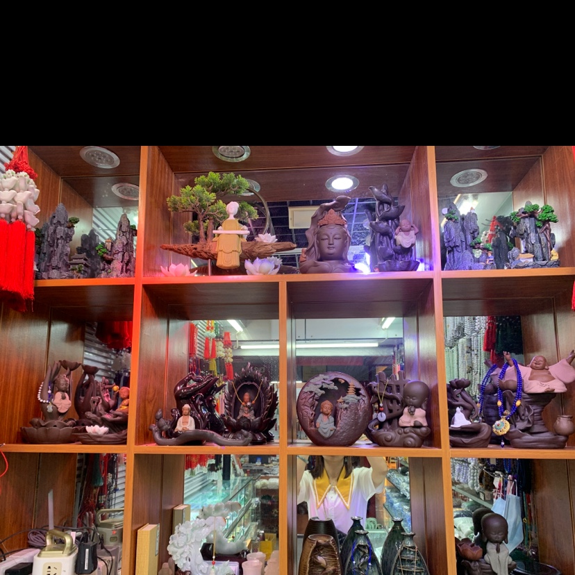 Gold, stone, puppet, jade and jadeite craft Goods store describe pic - 5