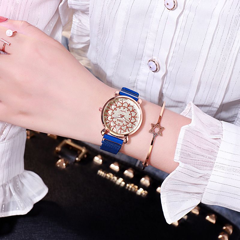 厂家直销女士爱心时尚腕表吸铁石表带手表一件代发详情图4