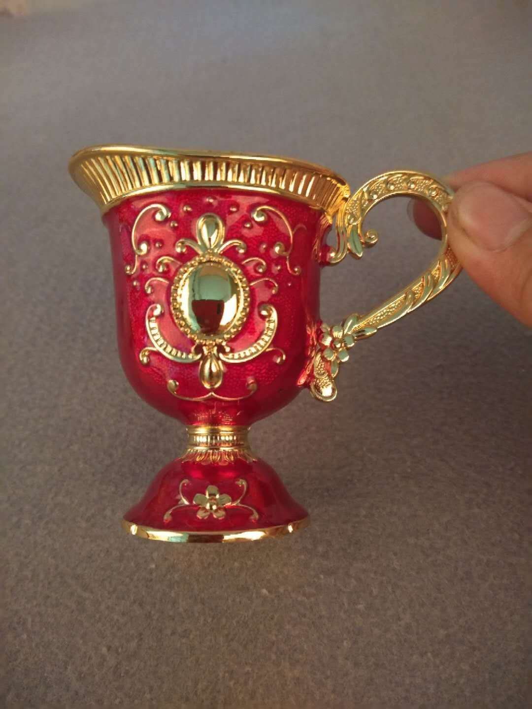 Zinc Alloy Wine Glass Set details Picture