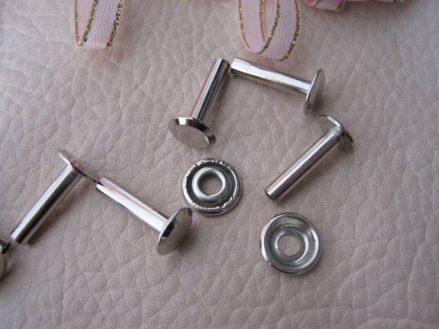 铁质4mm鸡眼汽眼箱包五金塑料配件详情图3