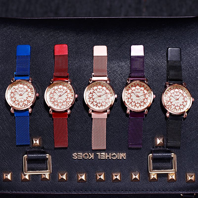 厂家直销女士爱心时尚腕表吸铁石表带手表一件代发图