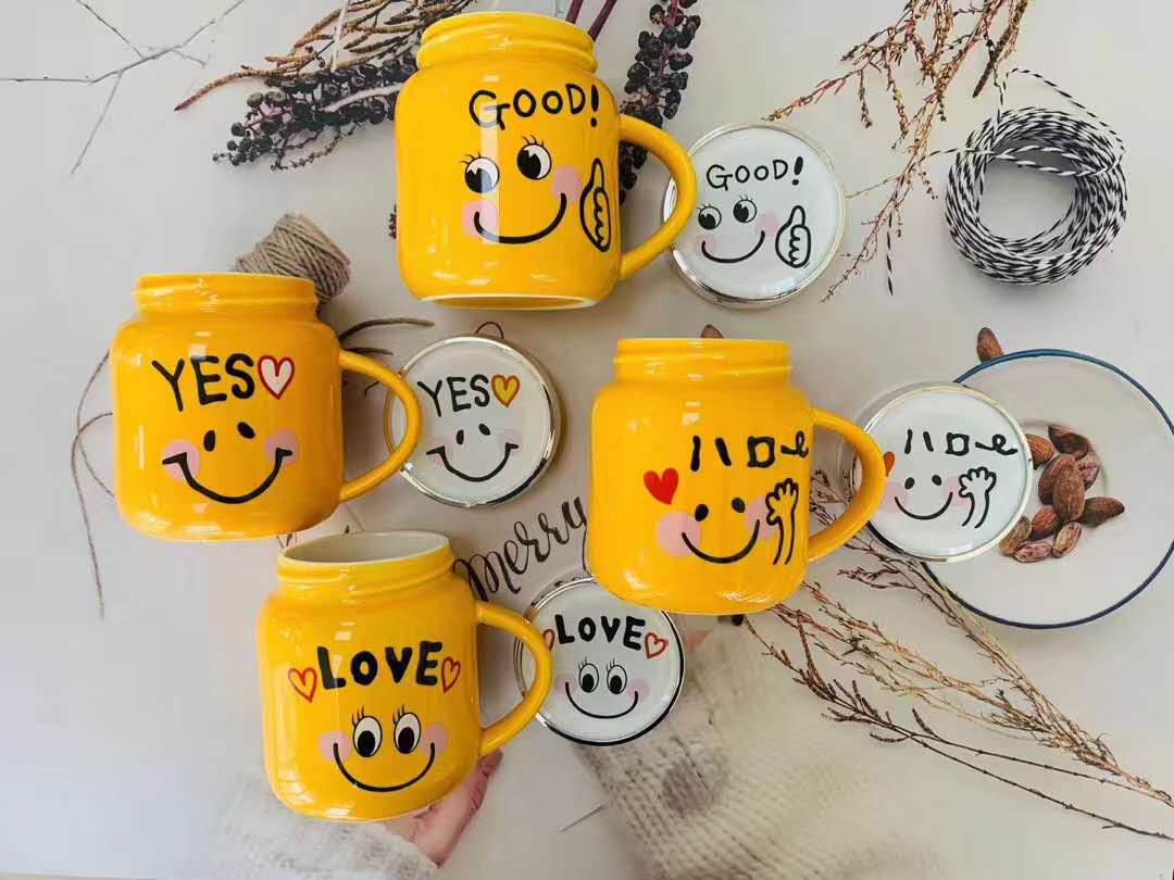 Fruit ceramic cups, creative cartoon cups with LIDS, coffee, milk, breakfast, tea cups, home advertising, gift customization