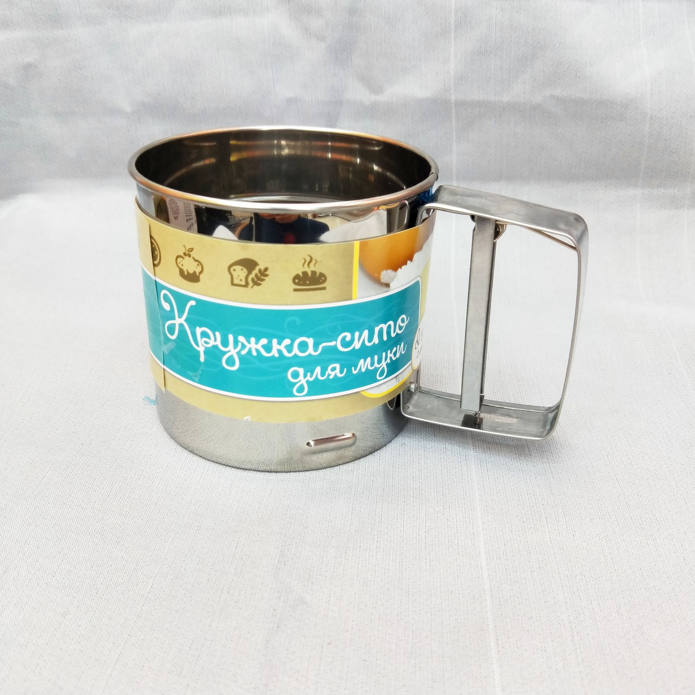 Factory direct sales of small-sized rice noodle sieves, stainless steel flour sieves, single-layer pointed-bottom flour and cup-type flour sieves Application Scenario