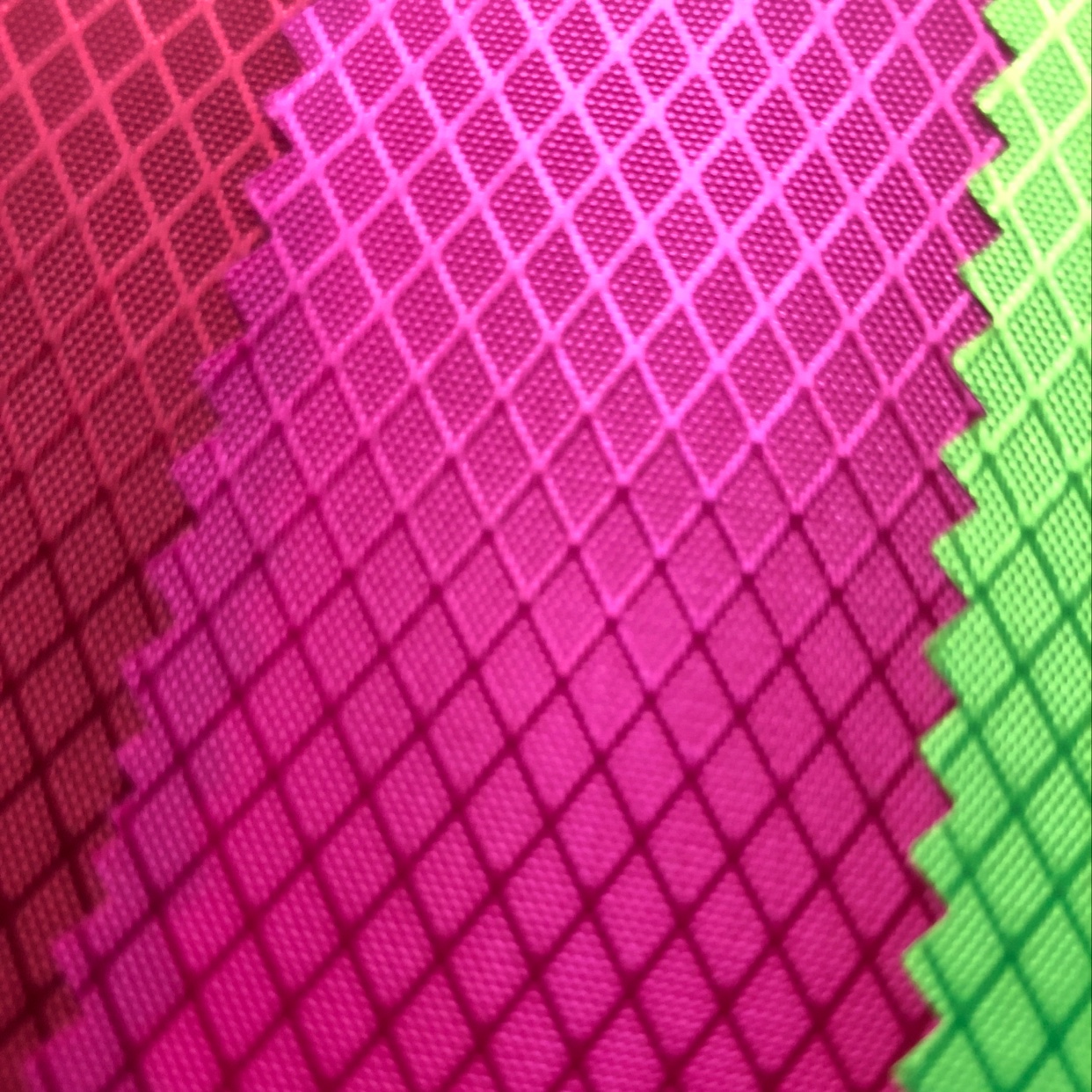 厂家直销热销新款牙签布pvc牛津布， 细三股 牙签纹牛津布箱包手袋提花面料 皮革大量现货各种高中档箱包面料