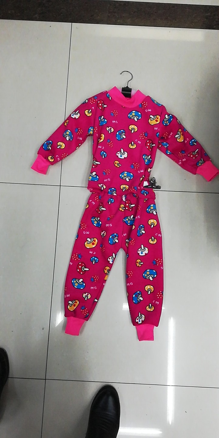 Plucked children's suit details Picture