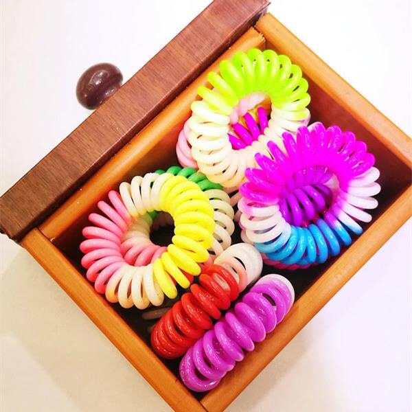 Dyed cord hair loop