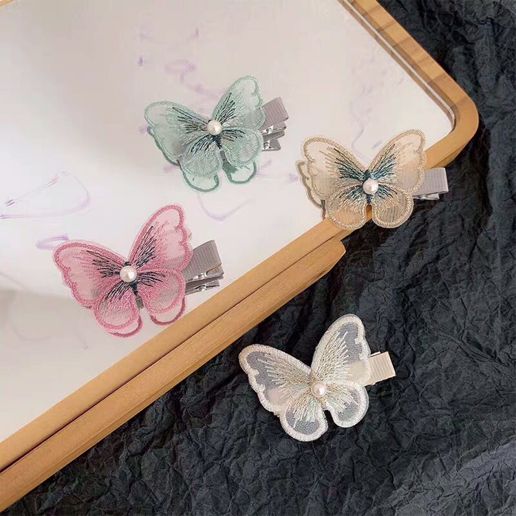 The butterfly hairpin thumbnail