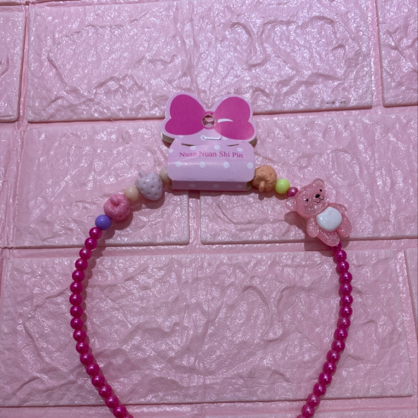 Children's pearl head buckle, white-bellied bear style, cute and warm Item Picture