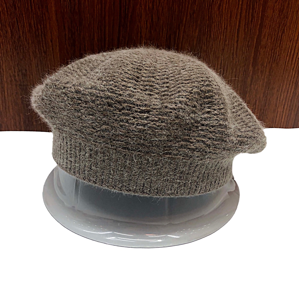 Angolan rabbit hair knitted corn fashion beret hat-style one-piece hat, suitable for both men and women, wool winter hat for grandpa and grandma Application Scenario