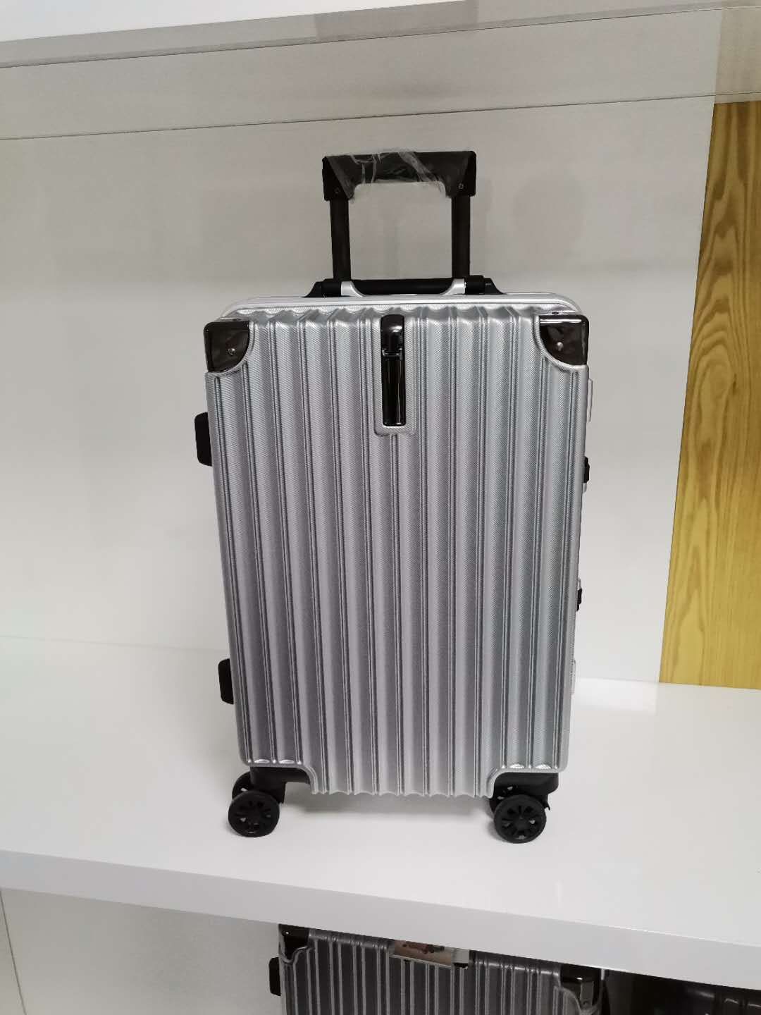 Kangaroo Q025# suitcase, 20-inch and 24-inch complete set of aluminum frame universal wheels, alloy silent wheels, business and leisure carry-on suitcase, student suitcase Specification image