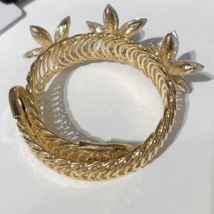 Crystal spring bracelet, Korean style fashionable Swarovski crystal bracelet, European and American bestseller jewelry Specification image