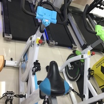 动感单车家用室内健身车健身房器材脚踏运动自行车