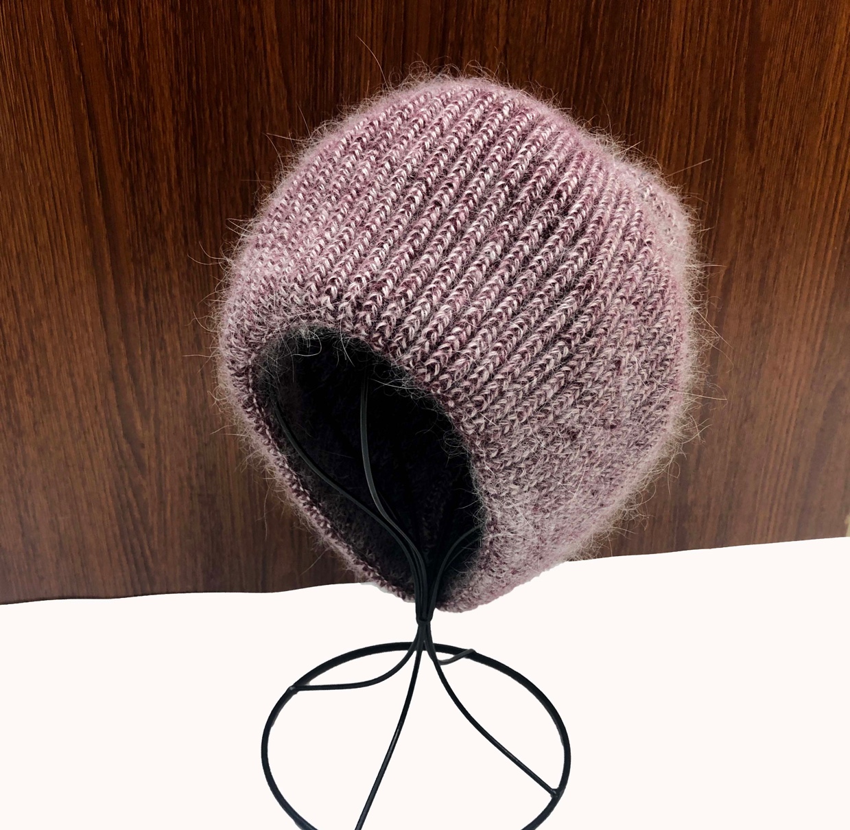 Angolan rabbit fur thickened double-layer pullover ski one-piece hat, suitable for both men and women, winter warm wool hat for grandpas and grandmas Application Scenario