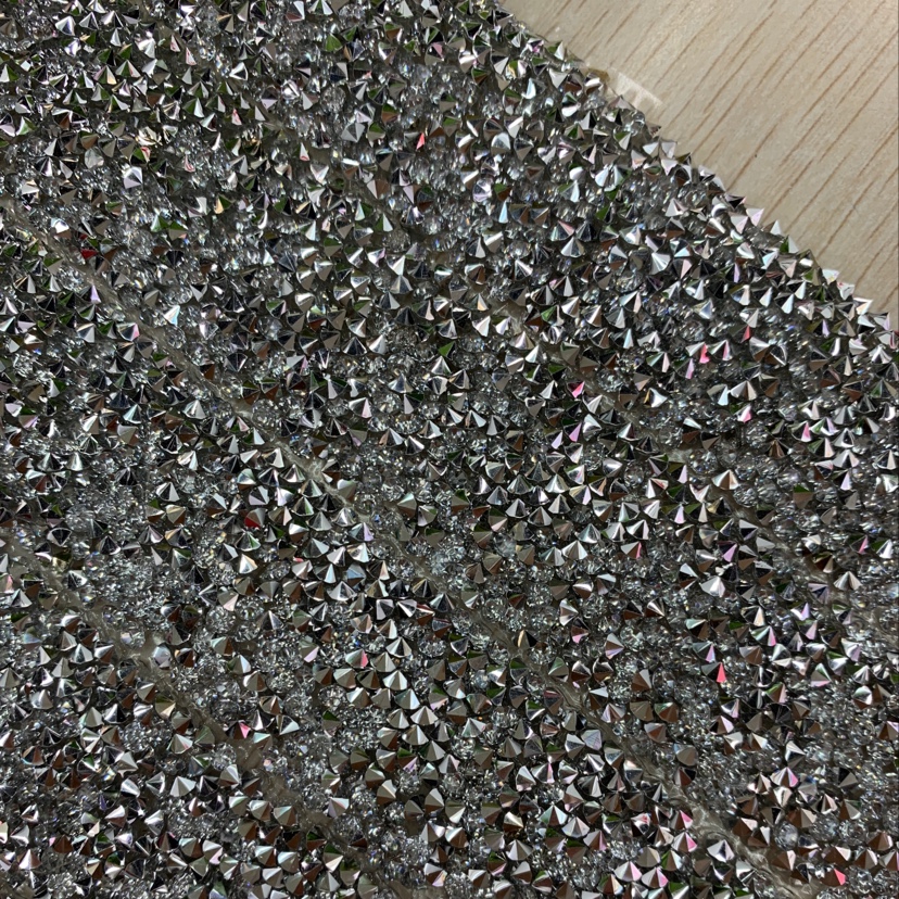 银色树脂钻贴产品图