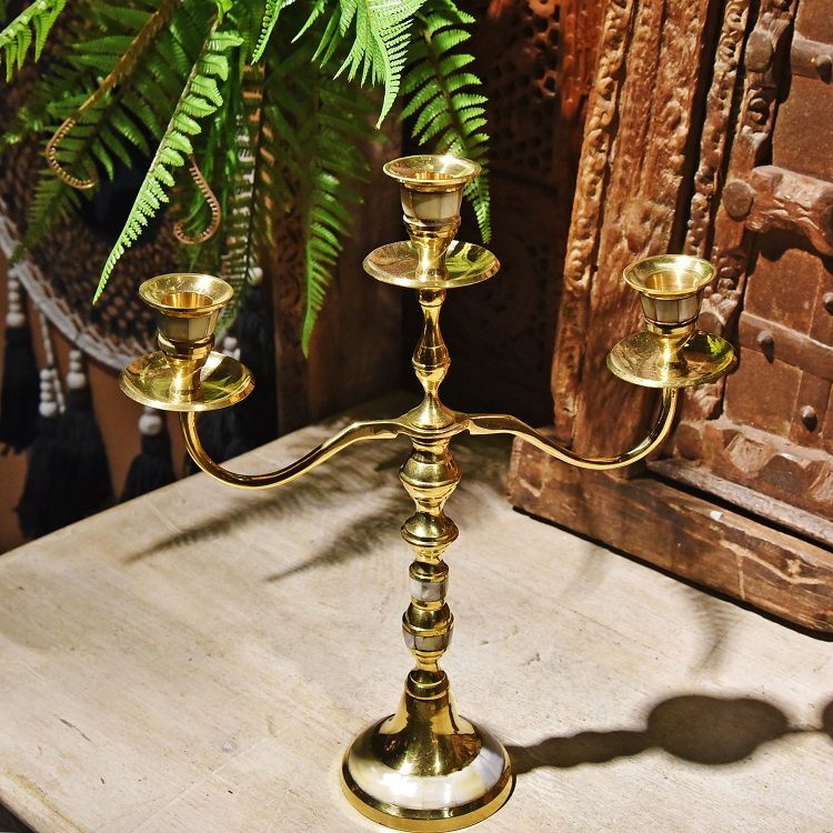 Latón incrustado shell tres agujeros candelabro india importada decoraciones para el hogar mesa de comedor mesa de centro detail image 1
