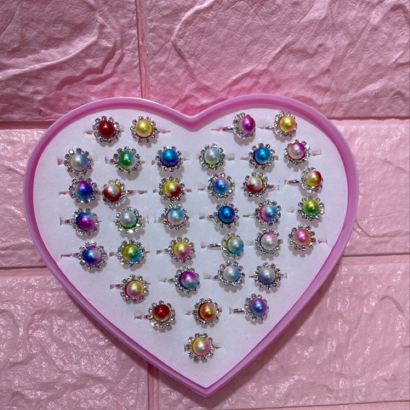 Children's 36-piece alloy ring, heart-shaped box packaging, pearl ring style, warm and cozy