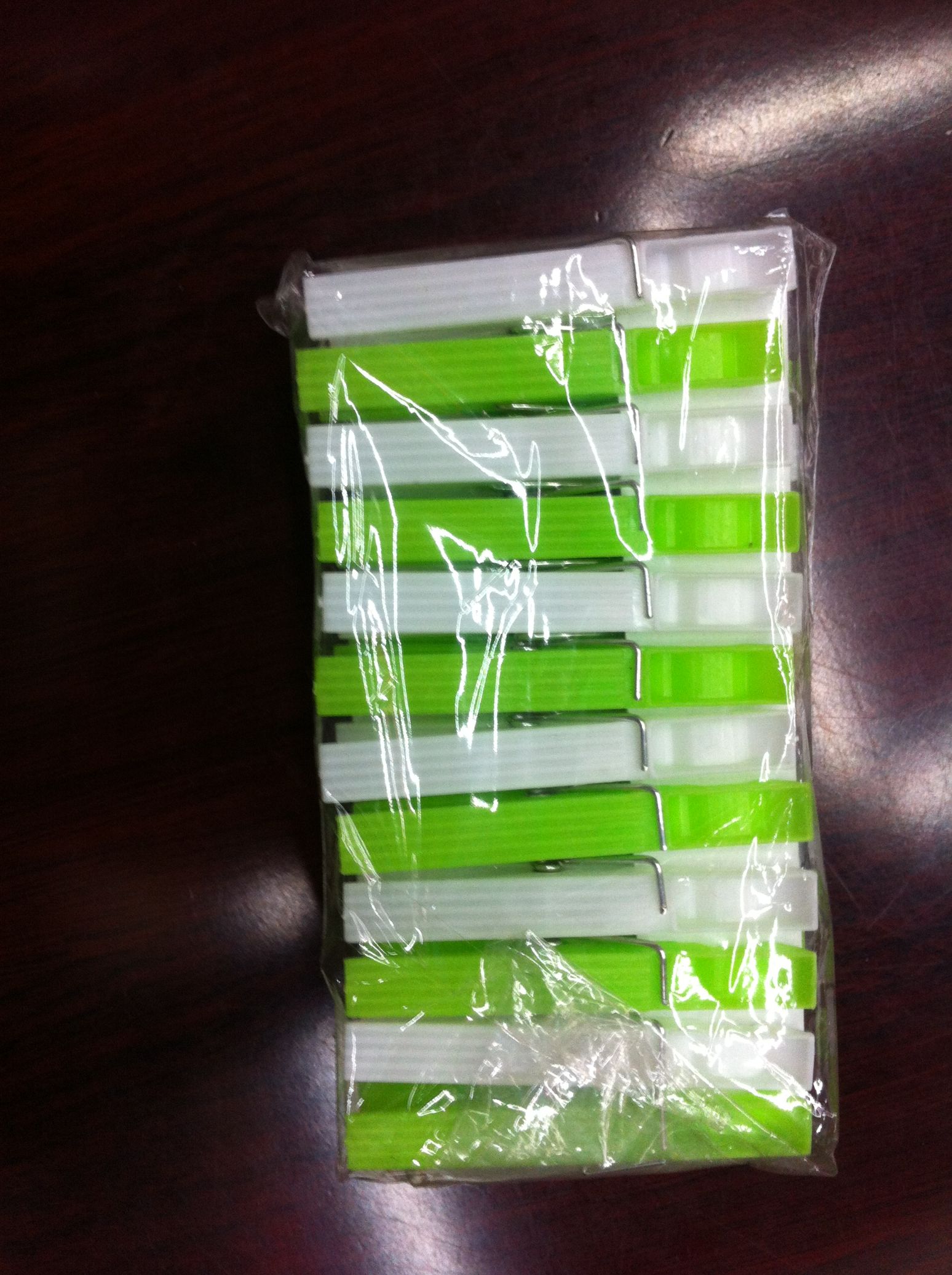 White and green clip thumbnail