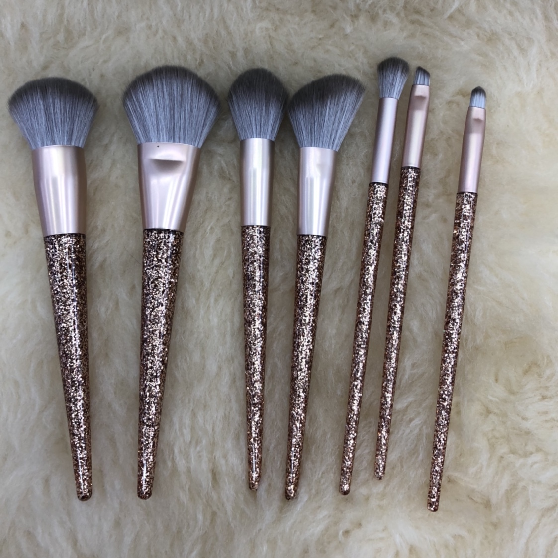 㓍 bright powder 7 makeup brush thumbnail