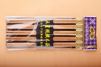 天然铁木筷子家用木质环保纯色中式餐具筷特好5星级筷详情图2