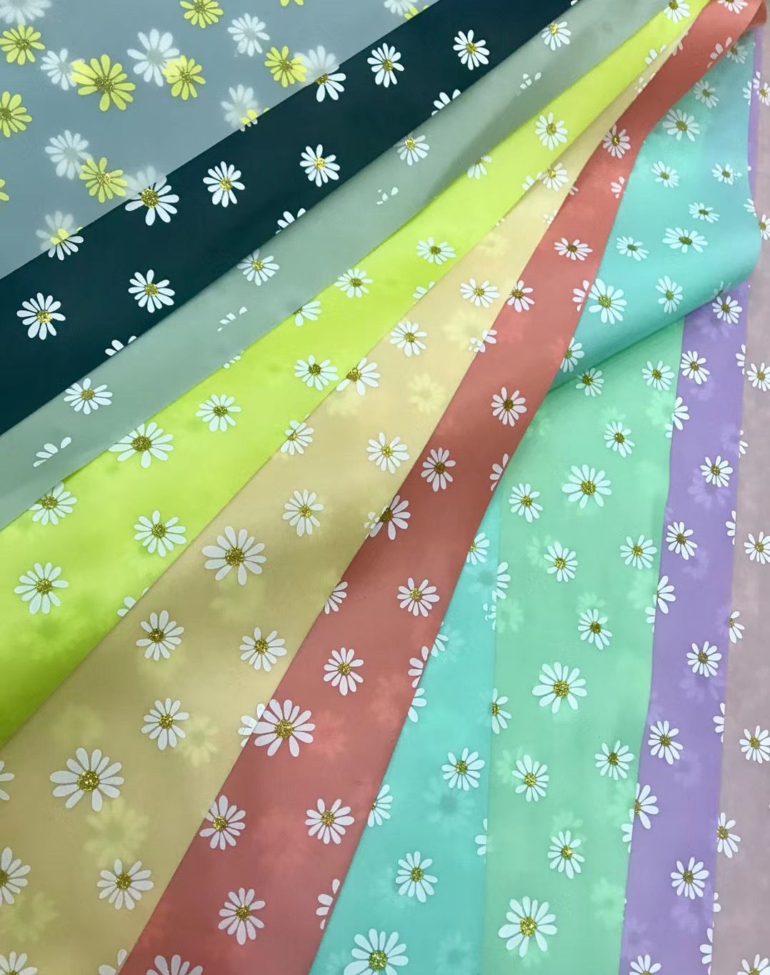 供应环保TPU小雏菊印花膜化妆包 零钱包材料膜