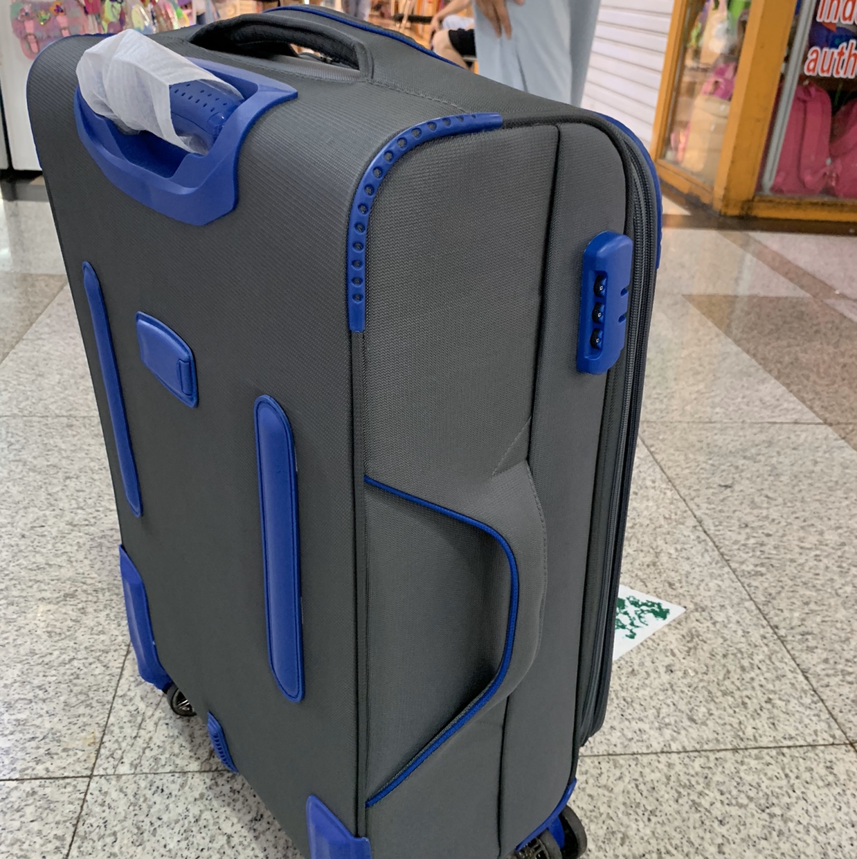 3件套帆布拉杆箱。厂家直销。产品图