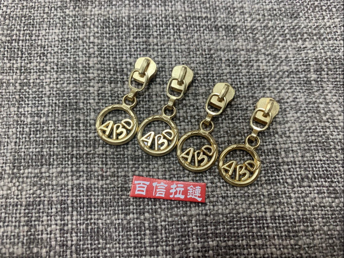 Spot small batch no. 3 metal pull head plated with shallow gold pull head ABD pull sheet zinc alloy without lock pull head thumbnail