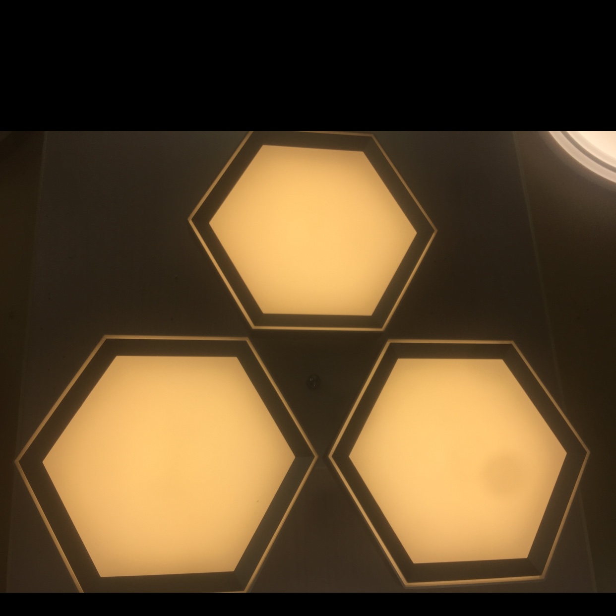 Three-head honeycomb chandelier, creative honeycomb hole-shaped lamp, creative lamp