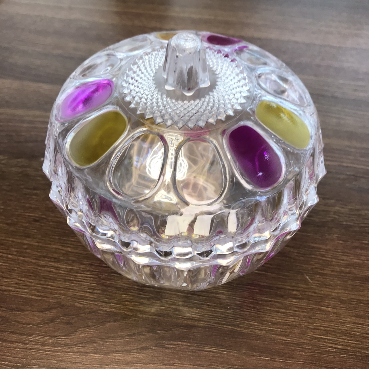 New creative transparent sealed jar, moisture-proof and multi-directional storage jar